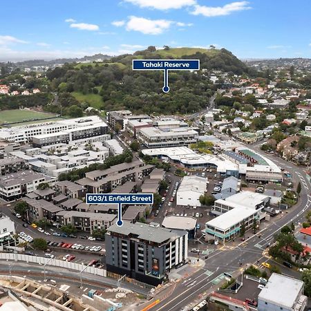 Appartement Enfield Sky - Brand New Luxury Penthouse à Auckland Extérieur photo