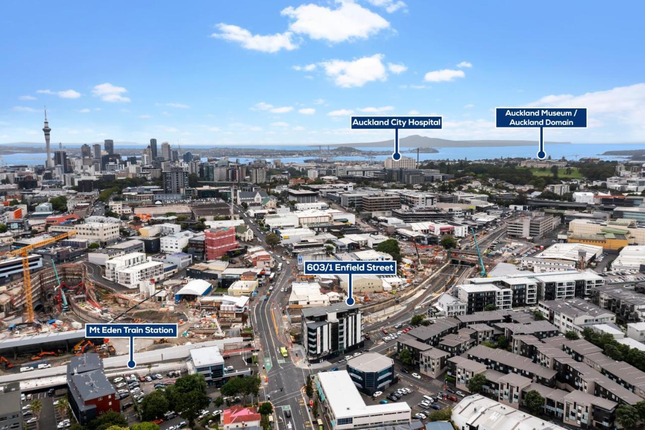 Appartement Enfield Sky - Brand New Luxury Penthouse à Auckland Extérieur photo